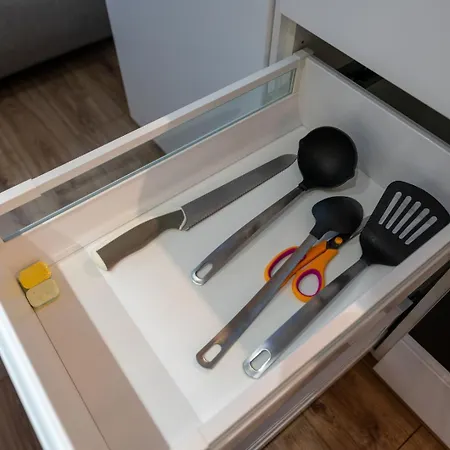 Downtown - Workspace, Park & Metro Nearby - Rentujemy *