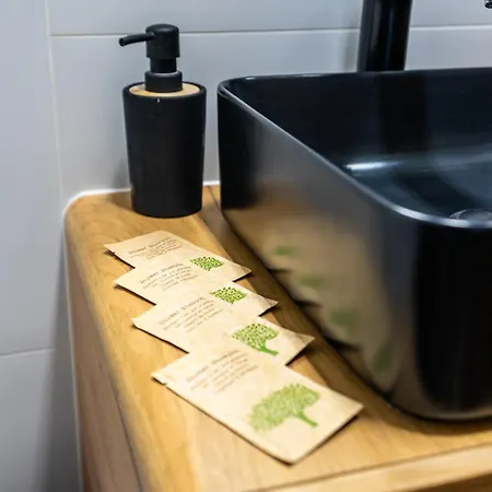 Downtown - Workspace, Park & Metro Nearby - Rentujemy Daire *