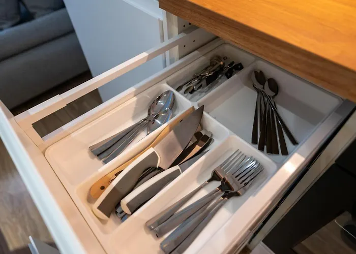 Downtown - Workspace, Park & Metro Nearby - Rentujemy Warsaw