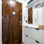 Lägenhet Downtown - Workspace, Park & Metro Nearby - Rentujemy *